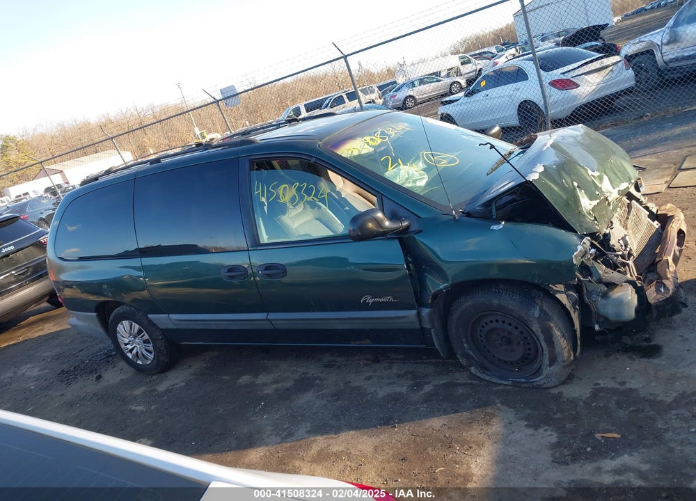 1998 PLYMOUTH GRAND VOYAGER SE VIN: 1P4GP44G4WB769991