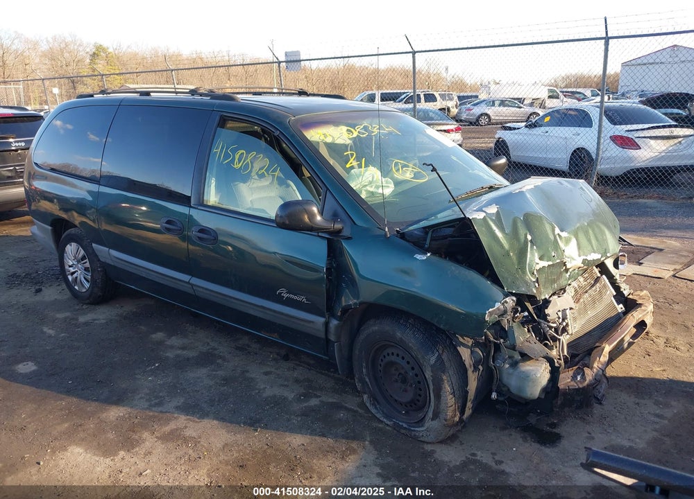1998 PLYMOUTH GRAND VOYAGER SE VIN: 1P4GP44G4WB769991