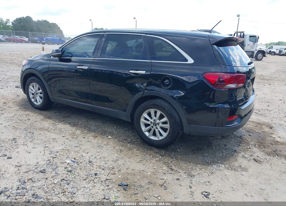 2019 KIA SORENTO VIN: 5XYPG4A37KG578216