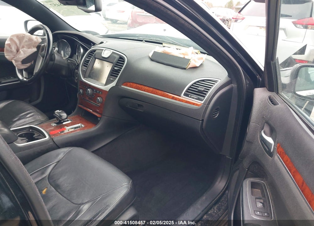 2014 CHRYSLER 300 VIN: 2C3CCAAG8EH136003