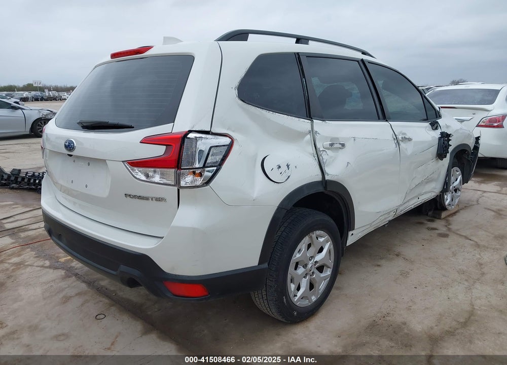 2021 SUBARU FORESTER VIN: JF2SKADC0MH462127