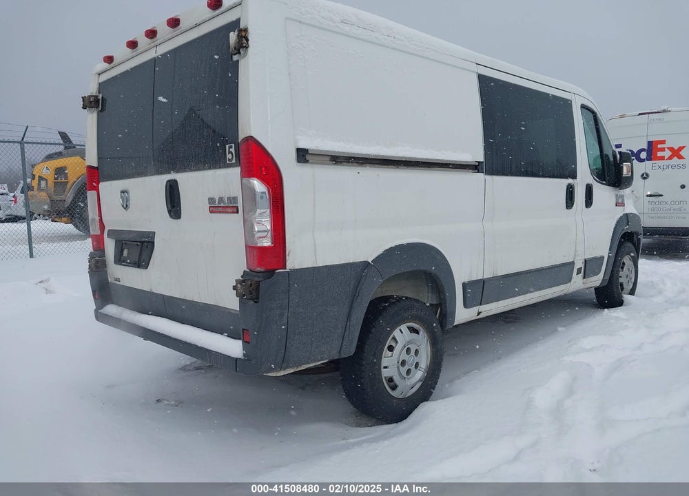 2017 RAM PROMASTER 1500 LOW ROOF 136 WB VIN: 3C6TRVAG8HE529444