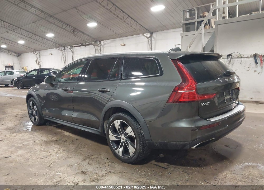 2020 VOLVO V60 CROSS COUNTRY T5 VIN: YV4102WKXL1039912