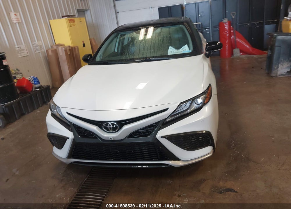2022 TOYOTA CAMRY XSE V6 VIN: 4T1KZ1AK7NU068652