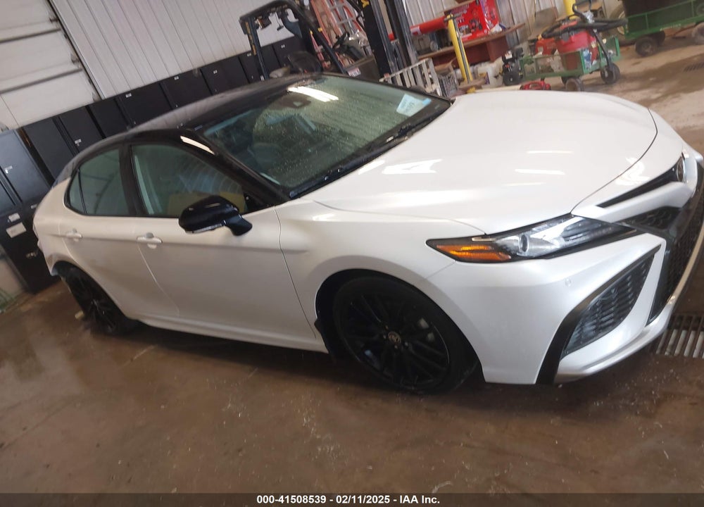 2022 TOYOTA CAMRY XSE V6 VIN: 4T1KZ1AK7NU068652