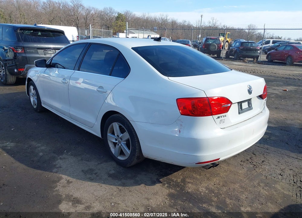 2014 VOLKSWAGEN JETTA VIN: 3VWLL7AJ0EM281741