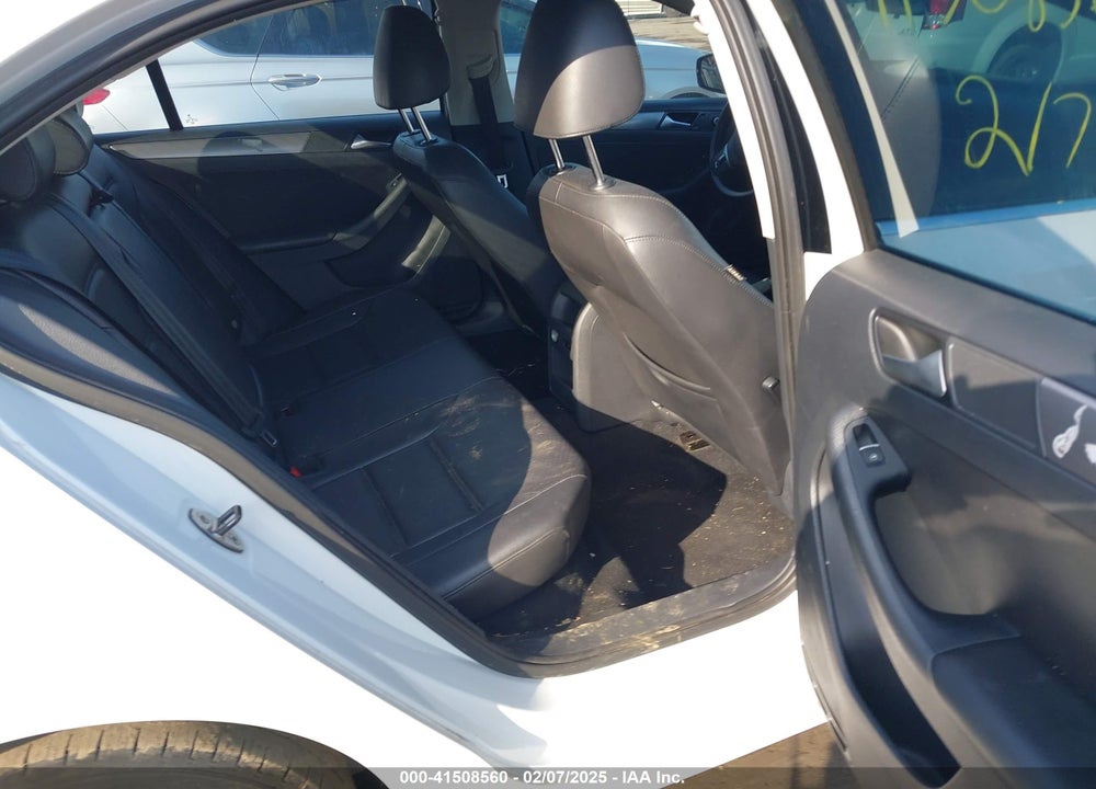 2014 VOLKSWAGEN JETTA VIN: 3VWLL7AJ0EM281741