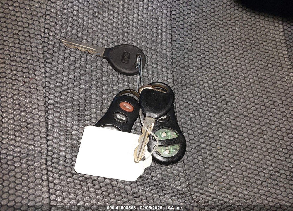 2004 JEEP LIBERTY SPORT VIN: 1J4GK48KX4W263034