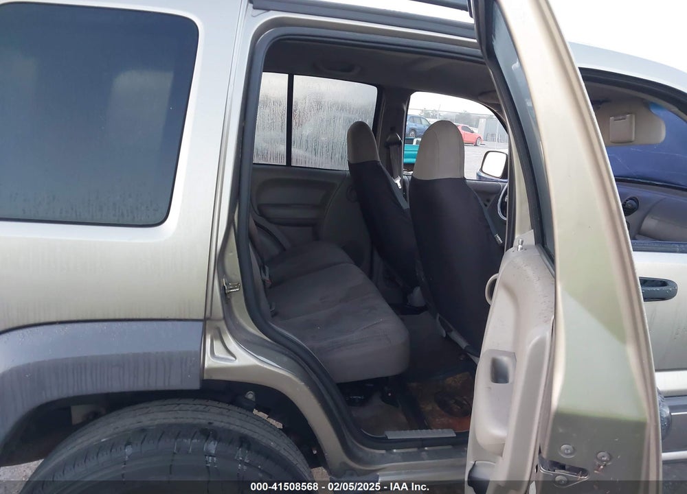 2004 JEEP LIBERTY SPORT VIN: 1J4GK48KX4W263034