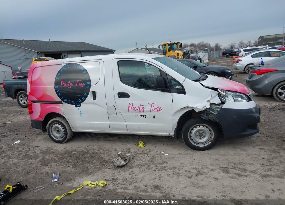 2017 NISSAN NV200 VIN: 3N6CM0KN8HK710792