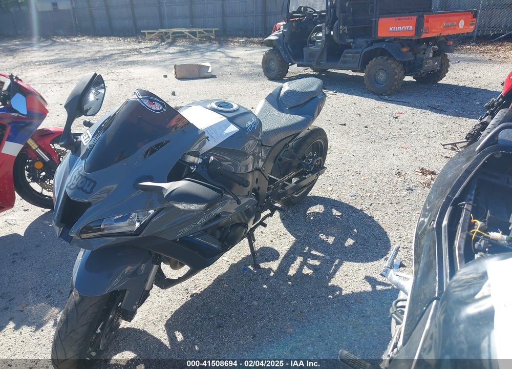 2019 KAWASAKI ZX1002 VIN: JKBZXVF16KA000071