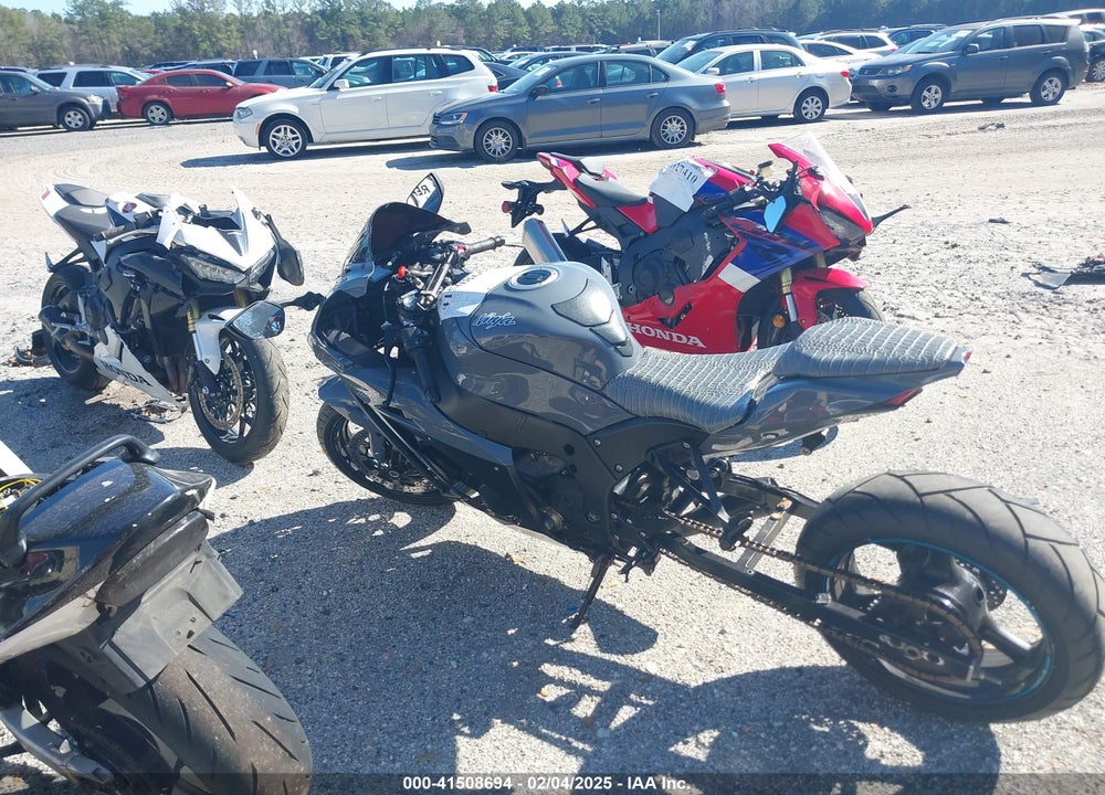 2019 KAWASAKI ZX1002 VIN: JKBZXVF16KA000071