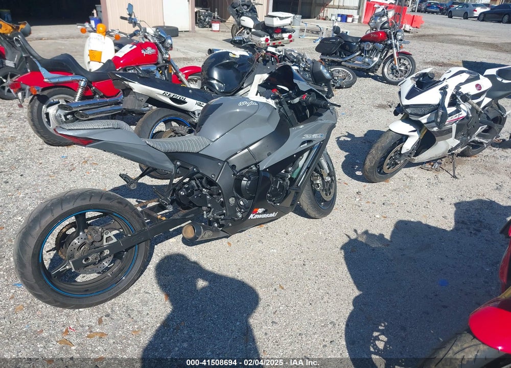 2019 KAWASAKI ZX1002 VIN: JKBZXVF16KA000071