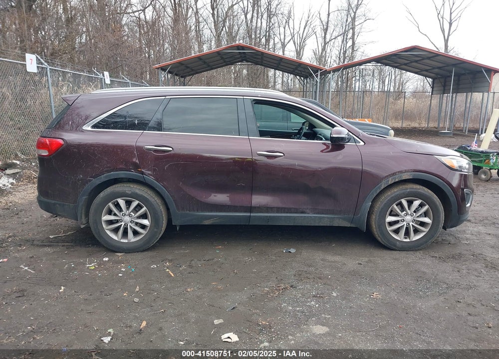 2016 KIA SORENTO VIN: 5XYPG4A36GG075719