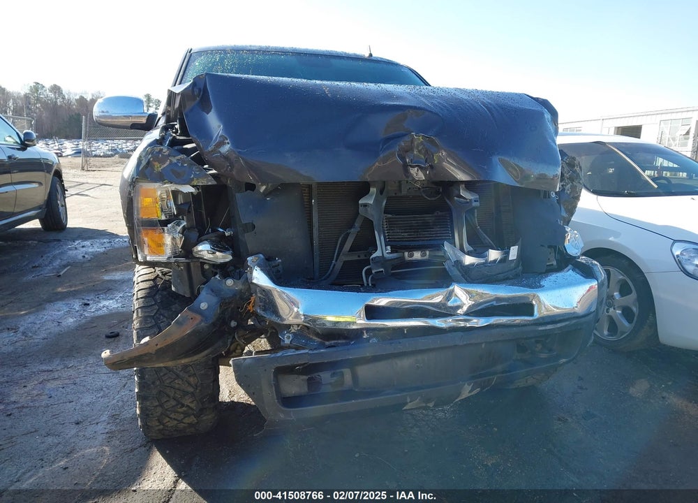 2011 CHEVROLET SILVERADO 1500 LT VIN: 1GCRKSE32BZ137598
