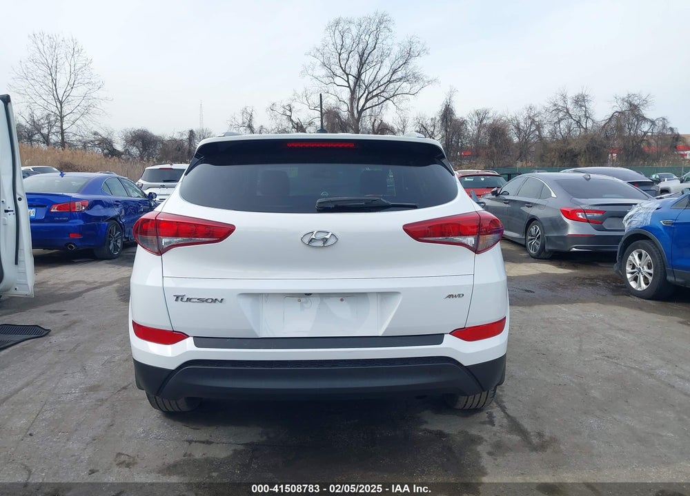 2017 HYUNDAI TUCSON VIN: KM8J3CA47HU423804
