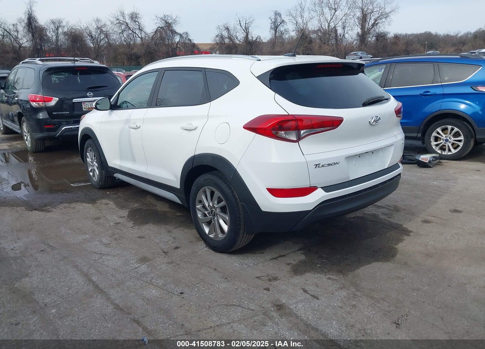 2017 HYUNDAI TUCSON VIN: KM8J3CA47HU423804