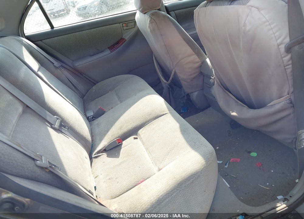 2003 TOYOTA COROLLA LE VIN: 1NXBR32E93Z138461