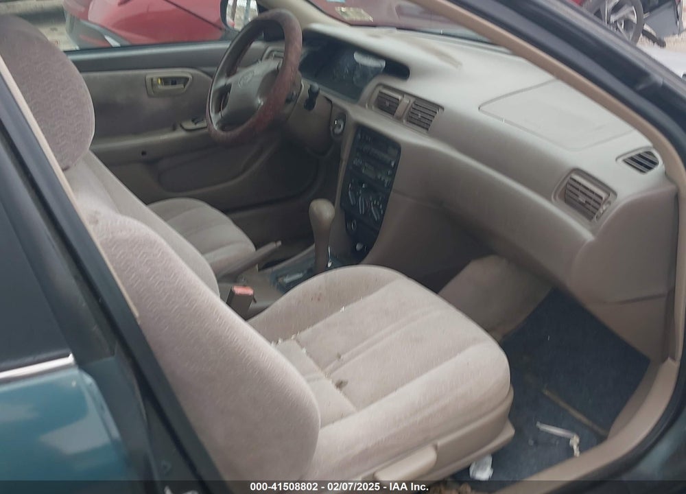 1997 TOYOTA CAMRY LE V6 VIN: 4T1BF22K5VU920610