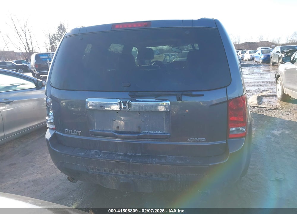 2015 HONDA PILOT EX-L VIN: 5FNYF4H51FB006294