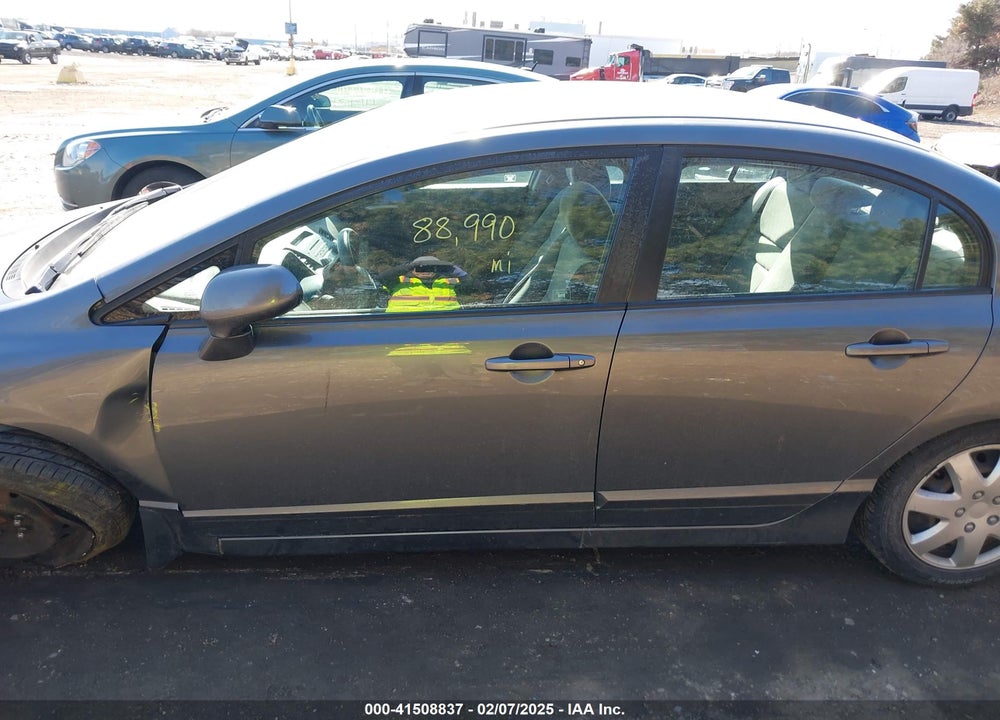 2010 HONDA CIVIC VIN: 19XFA1F54AE085255