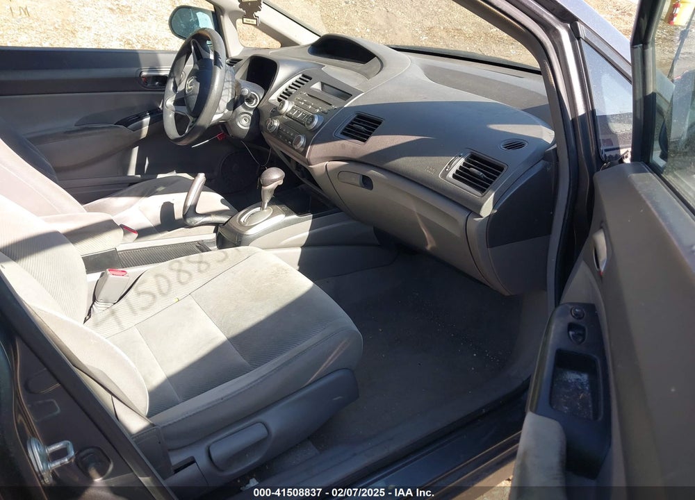 2010 HONDA CIVIC VIN: 19XFA1F54AE085255