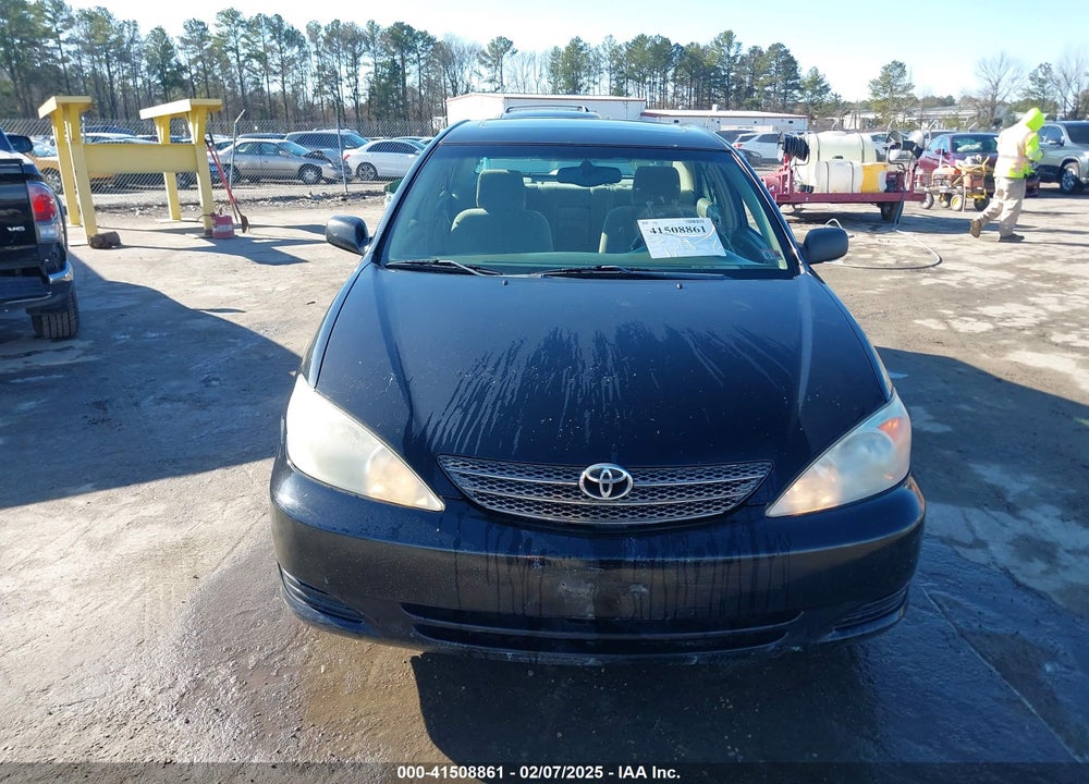 2002 TOYOTA CAMRY XLE VIN: 4T1BE30K02U066214