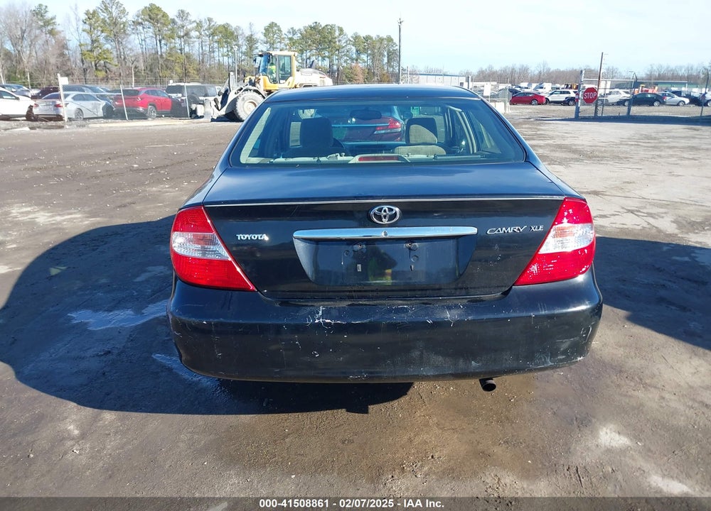 2002 TOYOTA CAMRY XLE VIN: 4T1BE30K02U066214