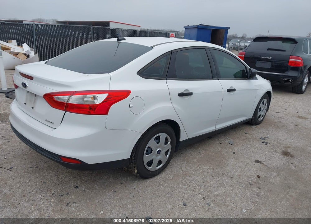 2014 FORD FOCUS VIN: 1FADP3E24EL419487