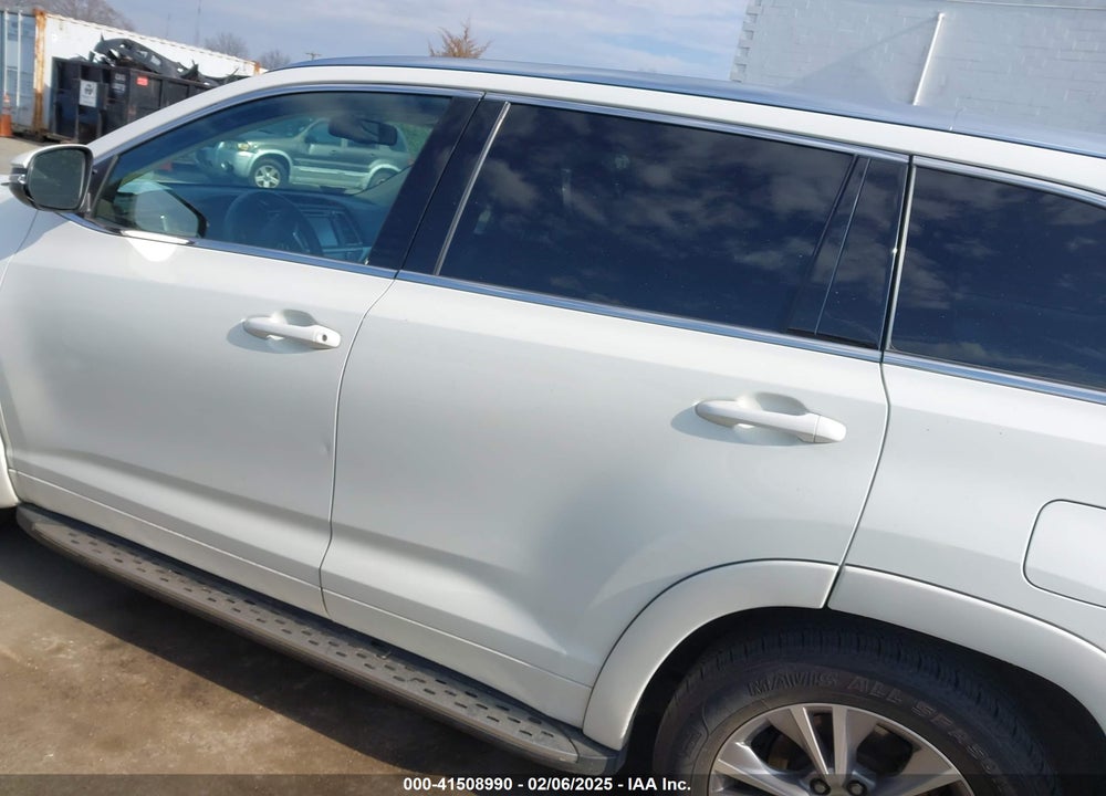 2015 TOYOTA HIGHLANDER XLE V6 VIN: 5TDKKRFH6FS096842