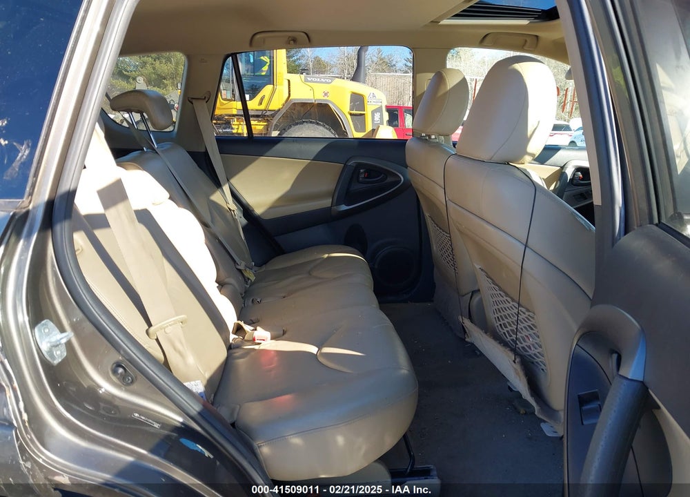 2009 TOYOTA RAV4 VIN: JTMBK31V395082689
