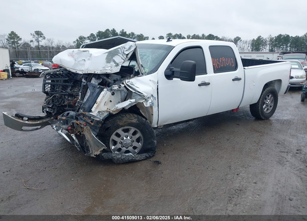 2011 CHEVROLET SILVERADO 2500HD LT VIN: 1GC1KXE86BF186651