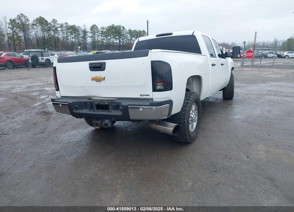 2011 CHEVROLET SILVERADO 2500HD LT VIN: 1GC1KXE86BF186651