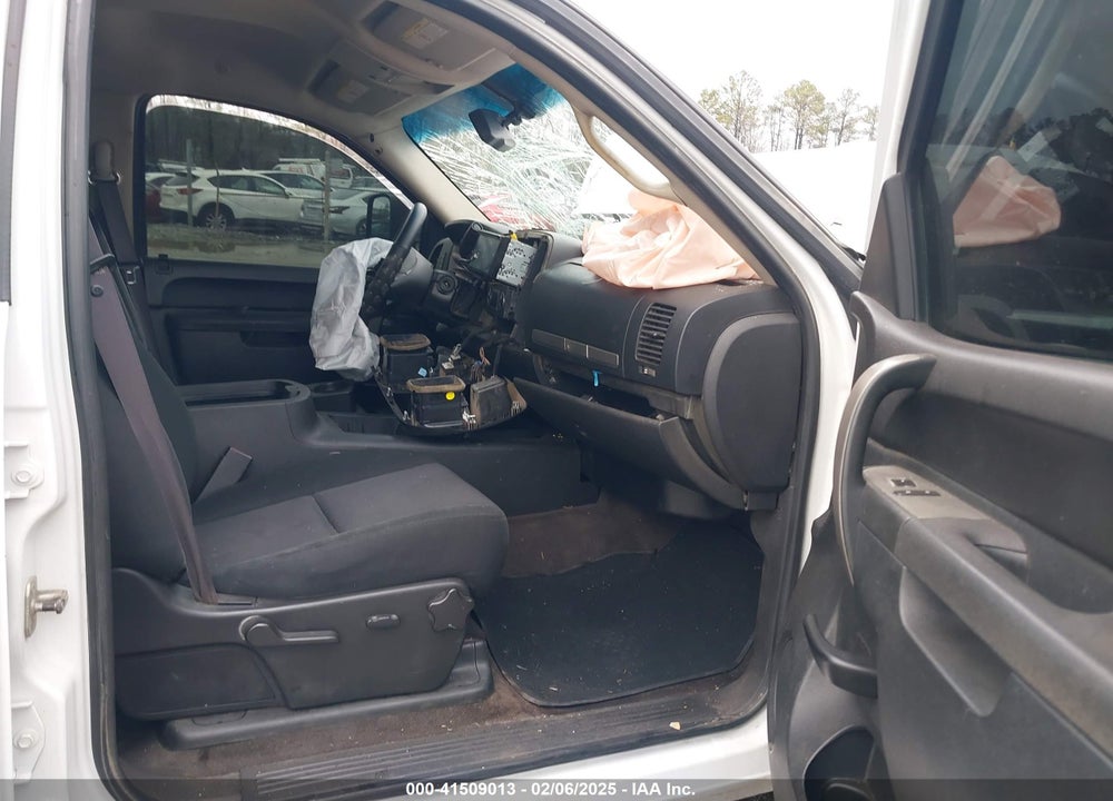 2011 CHEVROLET SILVERADO 2500HD LT VIN: 1GC1KXE86BF186651