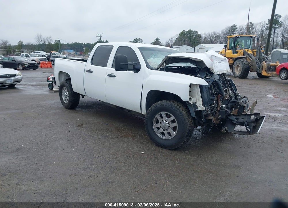 2011 CHEVROLET SILVERADO 2500HD LT VIN: 1GC1KXE86BF186651