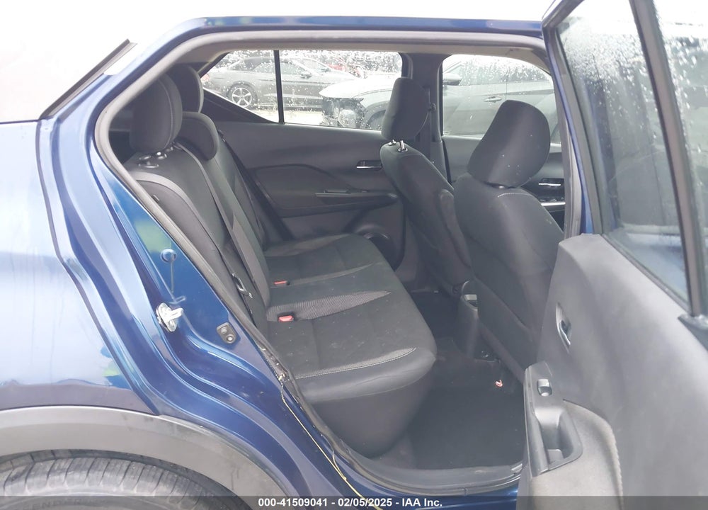 2018 NISSAN KICKS SV VIN: 3N1CP5CU9JL504624