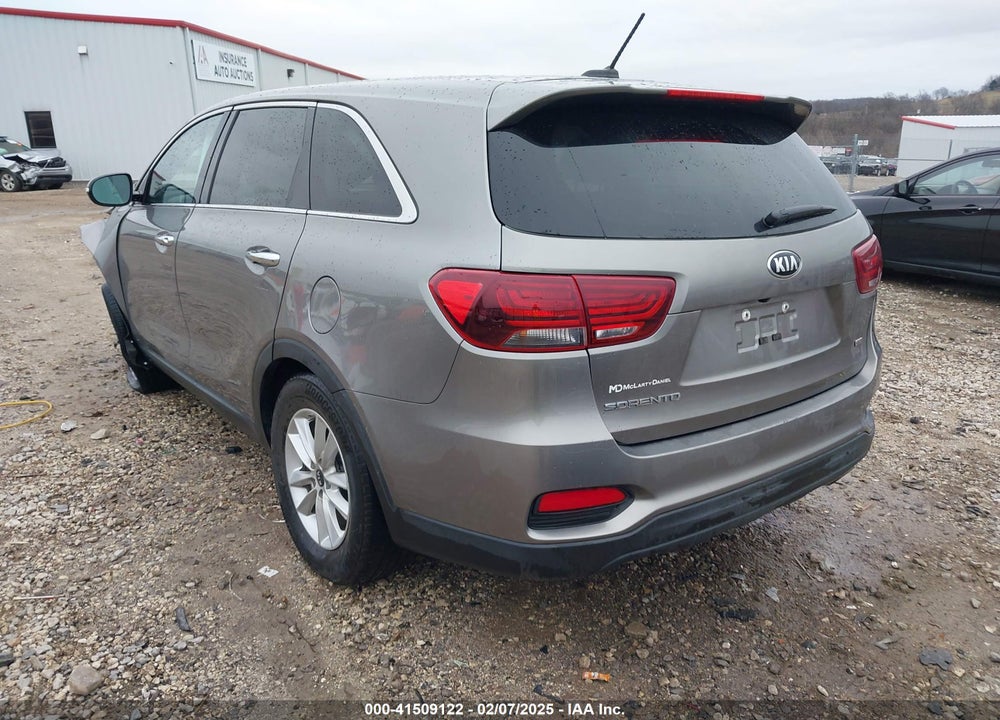 2019 KIA SORENTO 2.4L L VIN: 5XYPG4A31KG472571