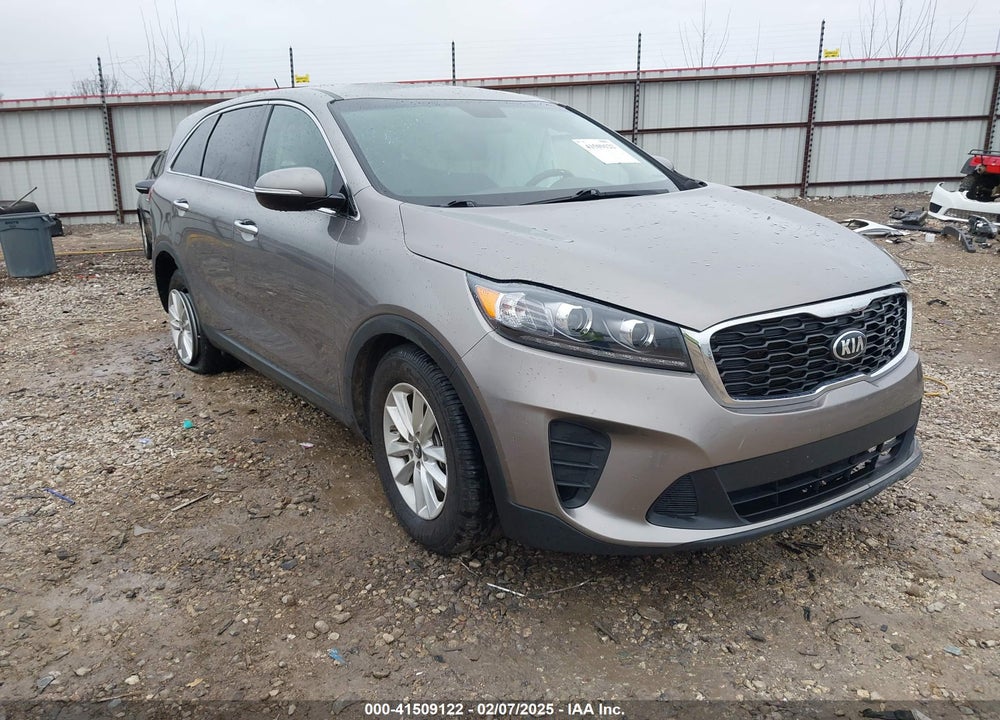 2019 KIA SORENTO 2.4L L VIN: 5XYPG4A31KG472571