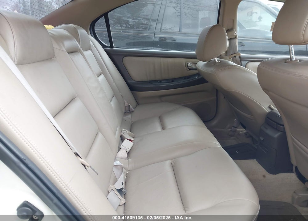 2002 NISSAN MAXIMA SE VIN: JN1DA31D02T417074