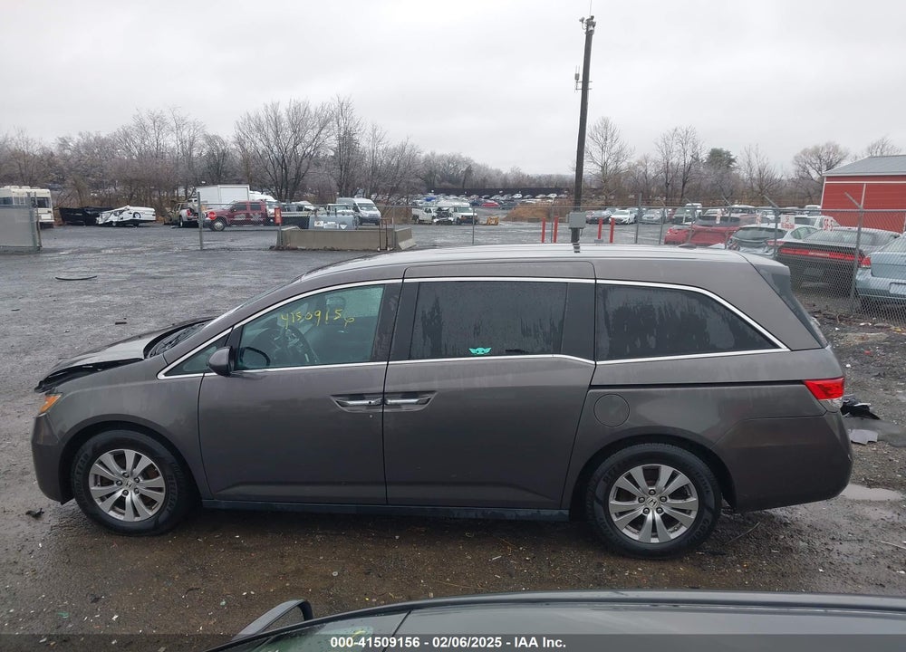 2016 HONDA ODYSSEY SE VIN: 5FNRL5H3XGB008869