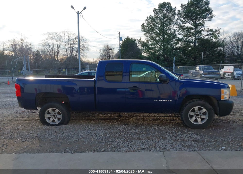 2013 CHEVROLET SILVERADO 1500 VIN: 1GCRCSE09DZ338310