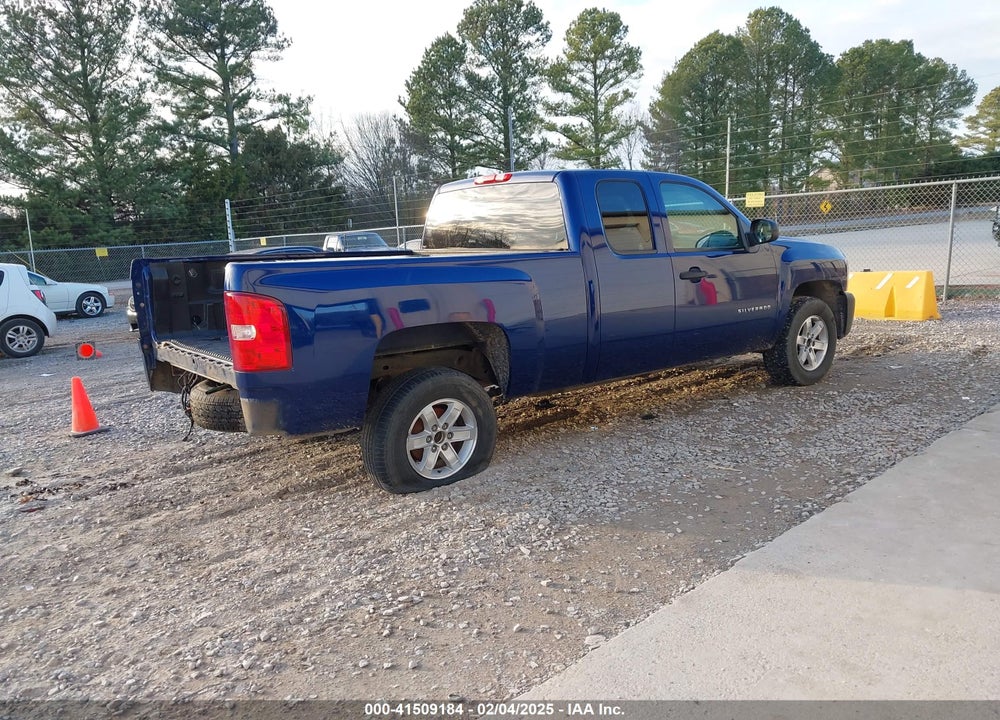2013 CHEVROLET SILVERADO 1500 VIN: 1GCRCSE09DZ338310