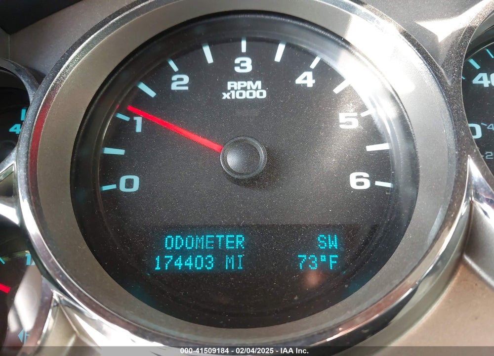 2013 CHEVROLET SILVERADO 1500 VIN: 1GCRCSE09DZ338310