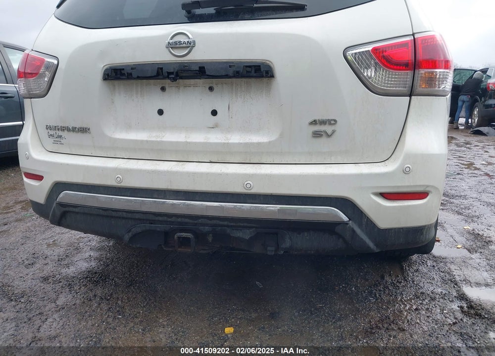 2013 NISSAN PATHFINDER SV VIN: 5N1AR2MM0DC684616