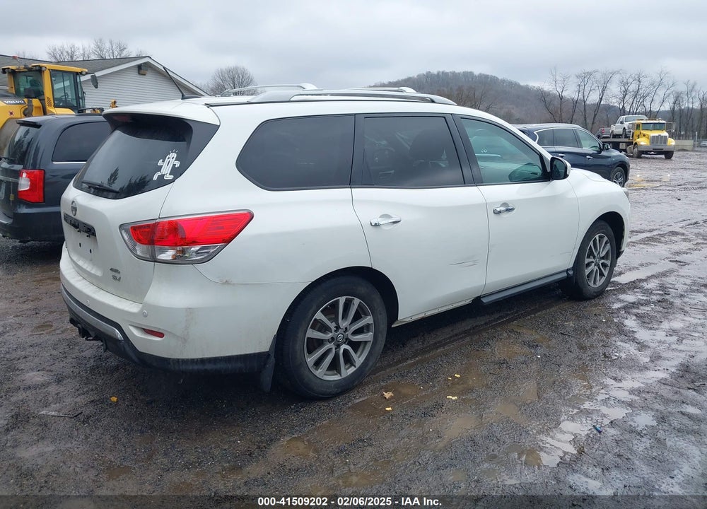2013 NISSAN PATHFINDER SV VIN: 5N1AR2MM0DC684616