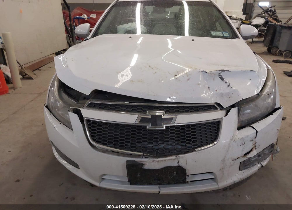 2014 CHEVROLET CRUZE VIN: 1G1PE5SB3E7296330