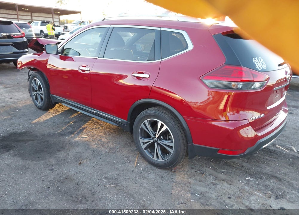 2017 NISSAN ROGUE SL VIN: JN8AT2MT2HW391869