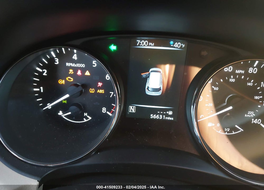 2017 NISSAN ROGUE SL VIN: JN8AT2MT2HW391869