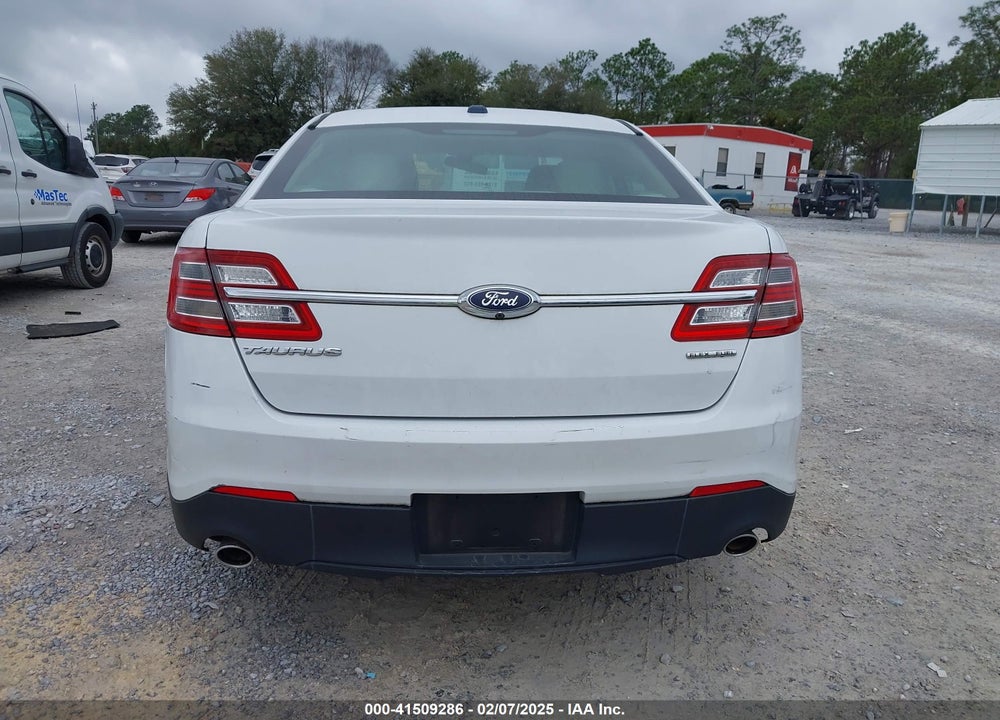 2016 FORD TAURUS VIN: 1FAHP2D82GG147941