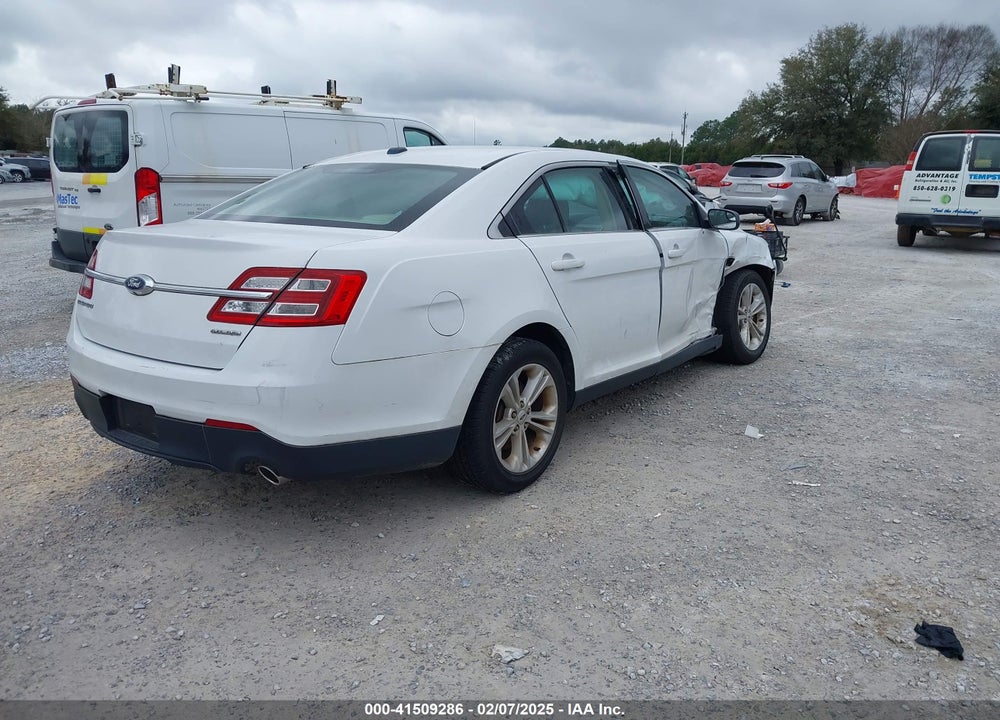 2016 FORD TAURUS VIN: 1FAHP2D82GG147941